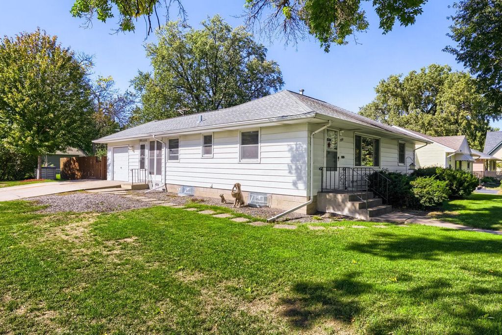 5301 Penn Avenue N, Brooklyn Center, MN 55430 — photo 2