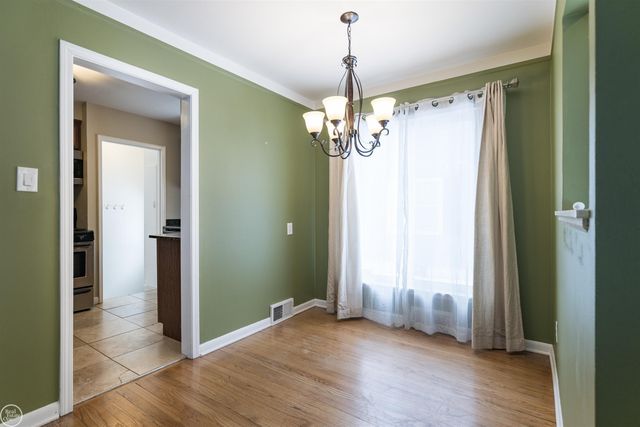 1944 Brookwood Avenue, Royal Oak, MI 48073