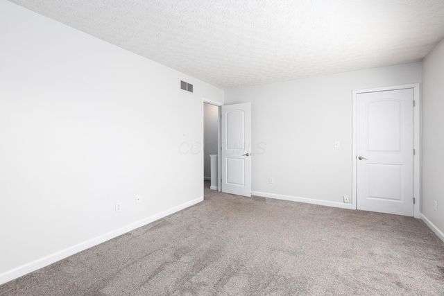 1231 Pennsylvania Avenue, Columbus, OH 43201