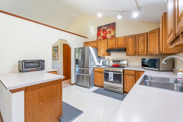 2207 Lily Avenue, Portage, IN 46368