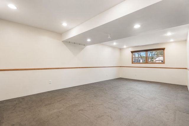 2207 Lily Avenue, Portage, IN 46368