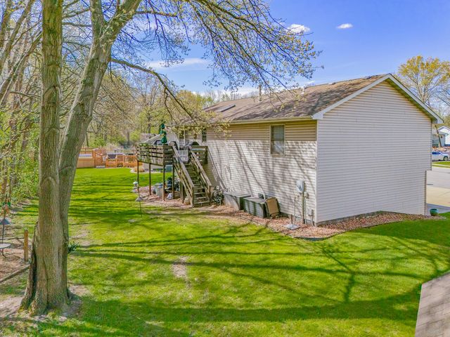 2207 Lily Avenue, Portage, IN 46368