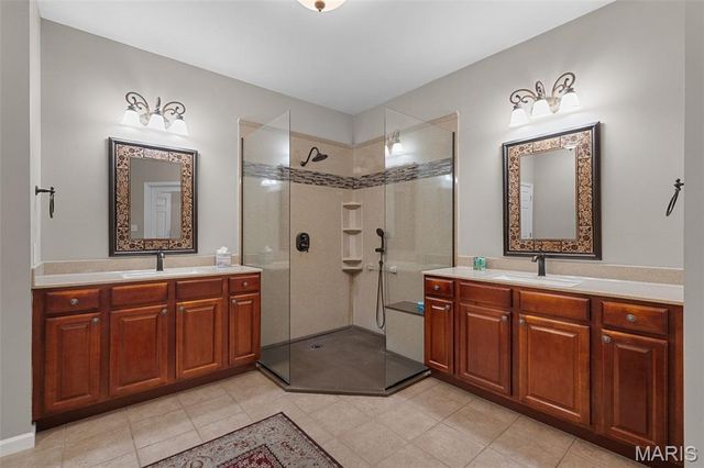 1221 Silver Fern Drive, Lake St Louis, MO 63367