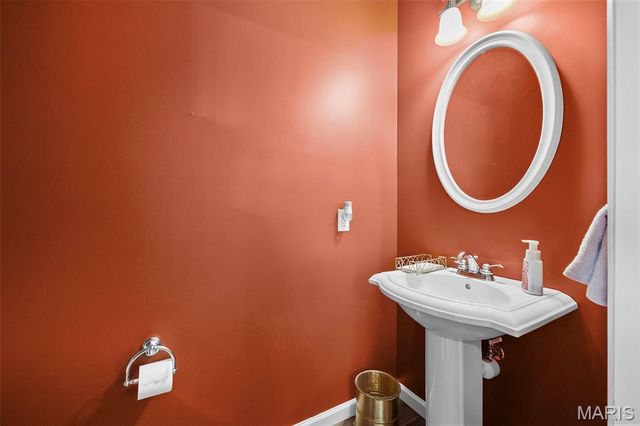 1221 Silver Fern Drive, Lake St Louis, MO 63367