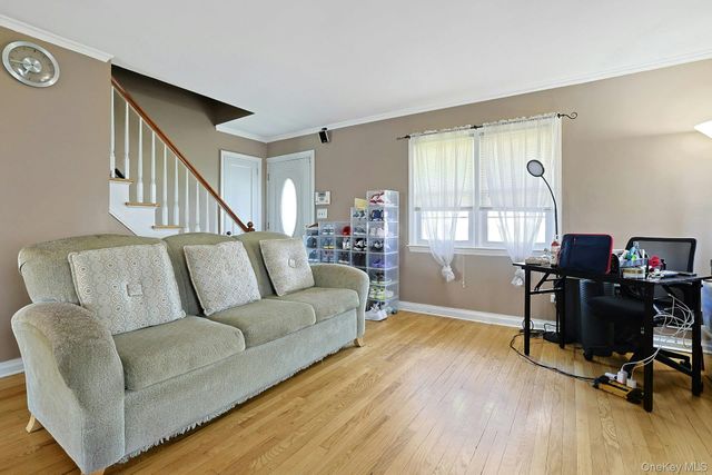 43 John Alden Road, New Rochelle, NY 10801