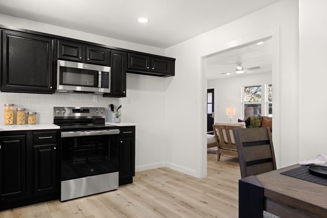 122 Brewster Street, Robinson, TX 76706