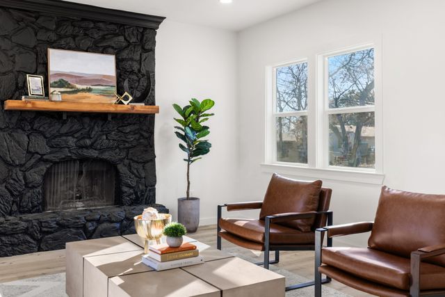 122 Brewster Street, Robinson, TX 76706