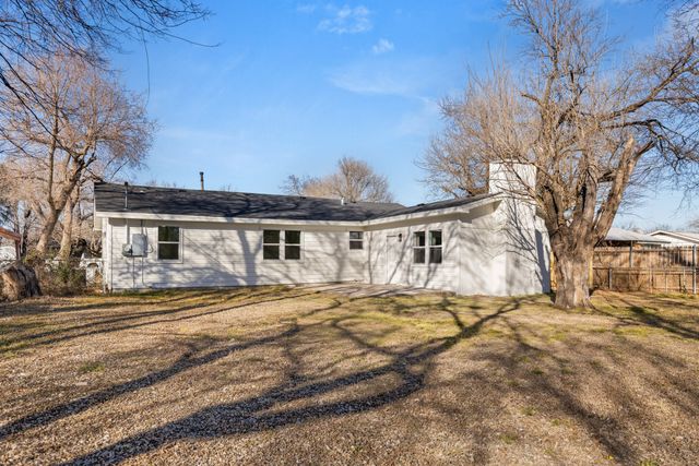 122 Brewster Street, Robinson, TX 76706