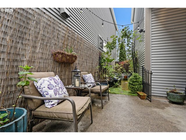 13510 Se STEELE St, Portland, OR 97236