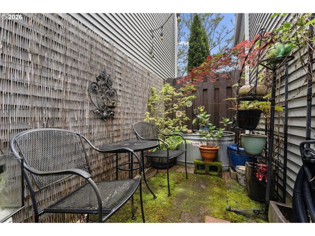 13510 Se STEELE St, Portland, OR 97236