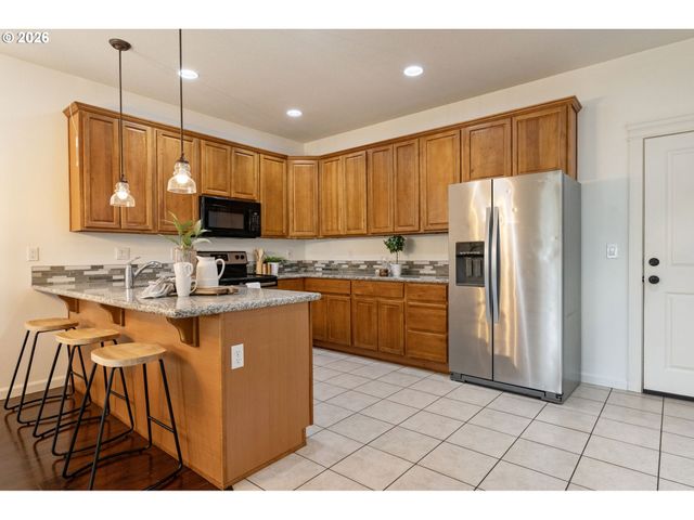 13510 Se STEELE St, Portland, OR 97236