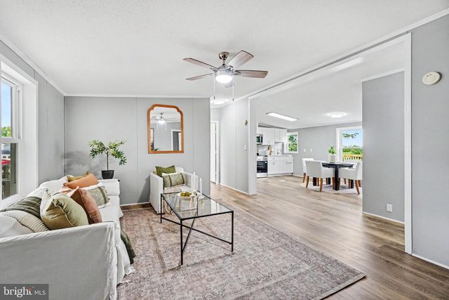 2607 WARM SPRING ROAD, Chambersburg, PA 17202