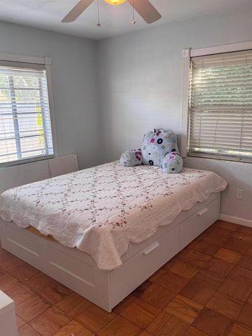 210 BAKER AVENUE, Clearwater, FL 33755