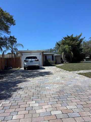 210 BAKER AVENUE, Clearwater, FL 33755