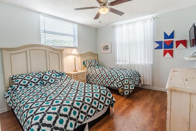 8 Willowbrook Lane 208, Delray Beach, FL 33446