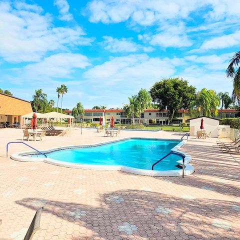 8 Willowbrook Lane 208, Delray Beach, FL 33446