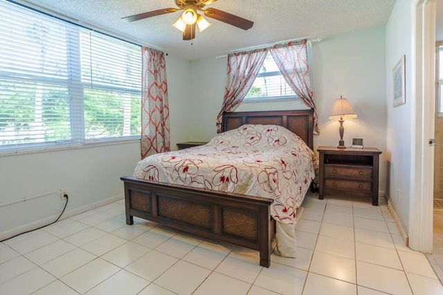 8 Willowbrook Lane 208, Delray Beach, FL 33446