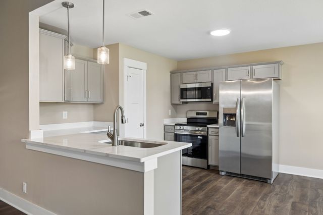 249 Billy Goat Ct, Clarksville, TN 37040
