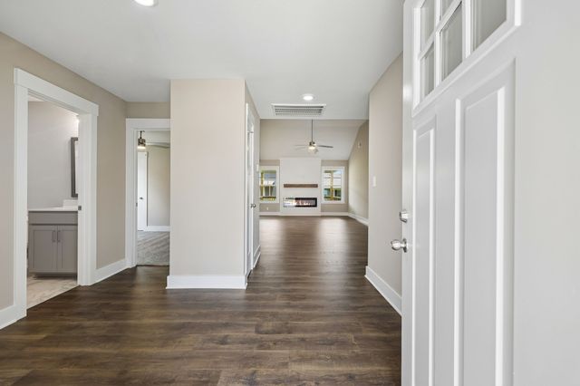 249 Billy Goat Ct, Clarksville, TN 37040