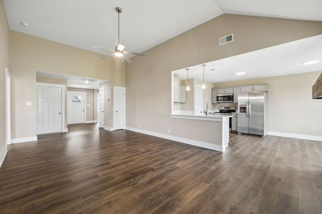 249 Billy Goat Ct, Clarksville, TN 37040