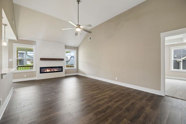 249 Billy Goat Ct, Clarksville, TN 37040