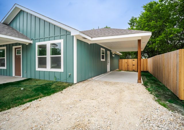1333 E Palestine, Mexia, TX 76667