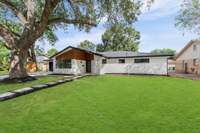 5438 Wigton Drive, Houston, TX 77096