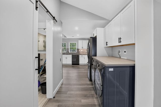 165 Garfield Ave, Chelsea, MA 02150