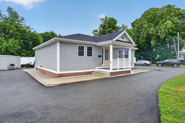 165 Garfield Ave, Chelsea, MA 02150