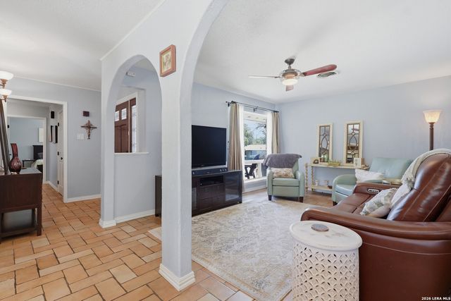219 Summertime, San Antonio, TX 78216