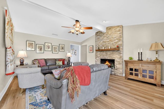 2621 Winterlake Drive, Carrollton, TX 75006