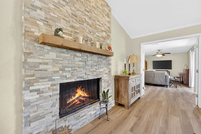 2621 Winterlake Drive, Carrollton, TX 75006