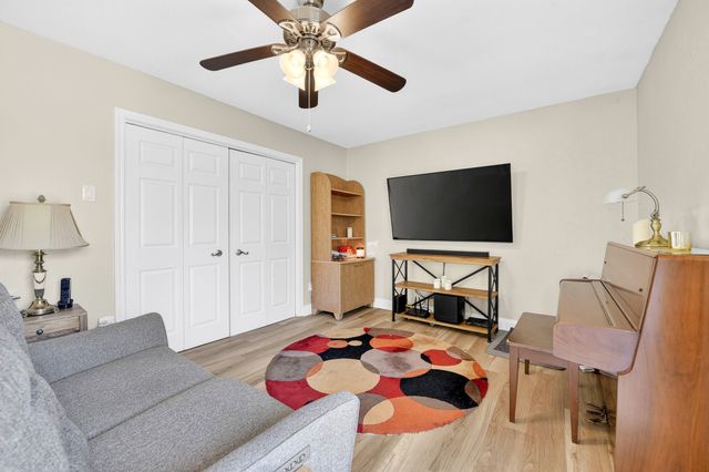 2621 Winterlake Drive, Carrollton, TX 75006