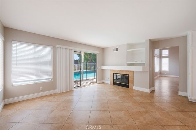 1898 Stonehaven, Corona, CA 92879