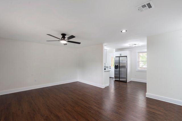 1222 21st Street SE, Cleveland, TN 37311