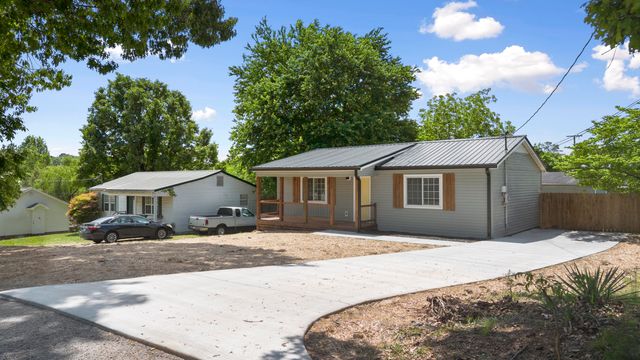 1222 21st Street SE, Cleveland, TN 37311