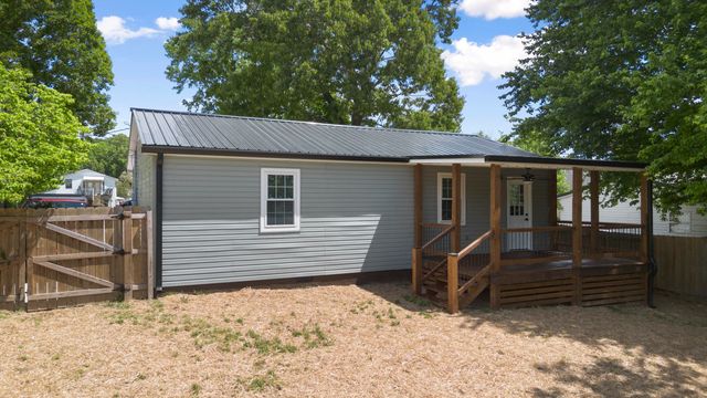 1222 21st Street SE, Cleveland, TN 37311