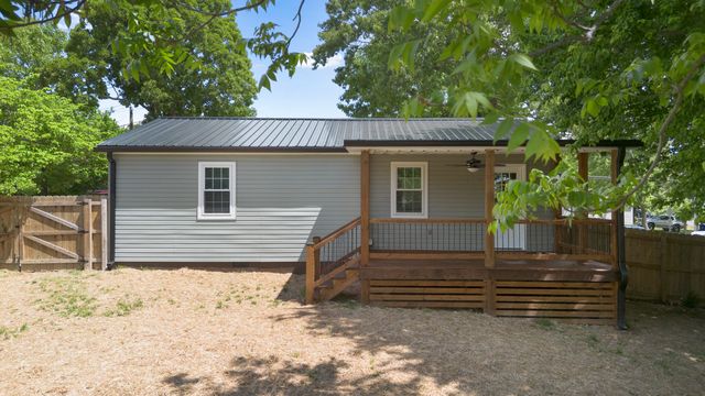 1222 21st Street SE, Cleveland, TN 37311