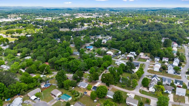 1222 21st Street SE, Cleveland, TN 37311