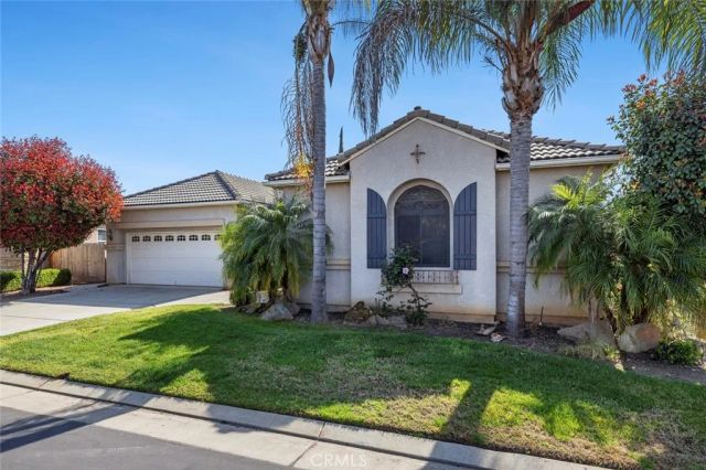 9680 N Willey Court, Fresno, CA 93720