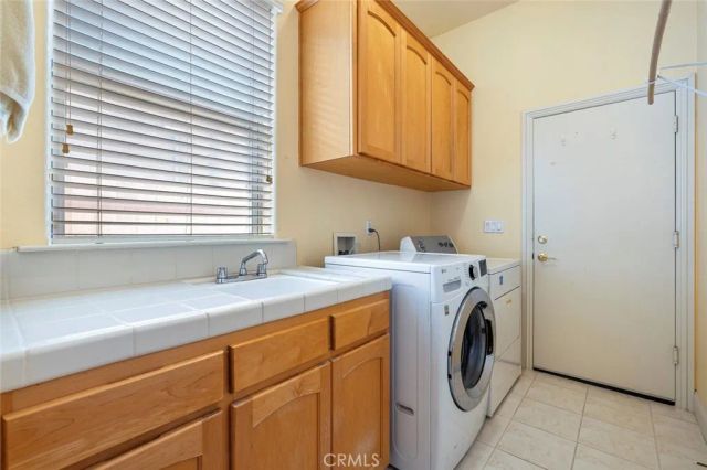 9680 N Willey Court, Fresno, CA 93720