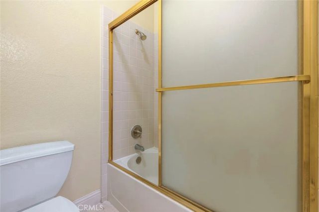 9680 N Willey Court, Fresno, CA 93720