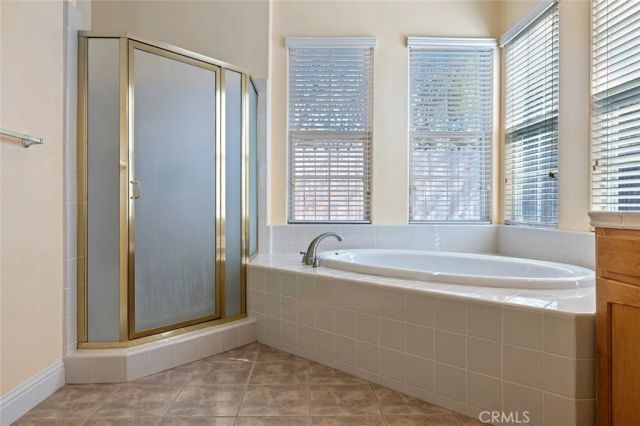 9680 N Willey Court, Fresno, CA 93720