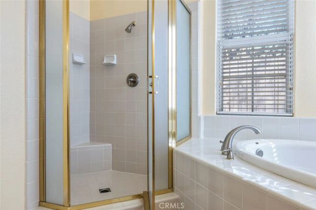 9680 N Willey Court, Fresno, CA 93720