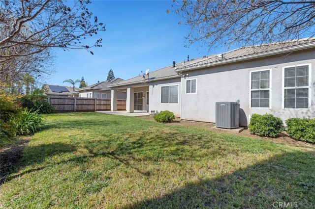 9680 N Willey Court, Fresno, CA 93720