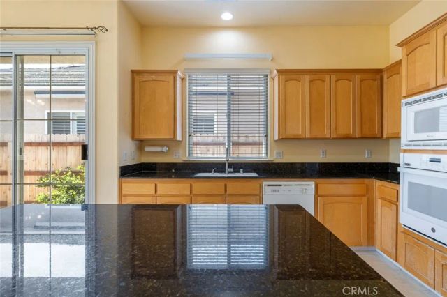 9680 N Willey Court, Fresno, CA 93720