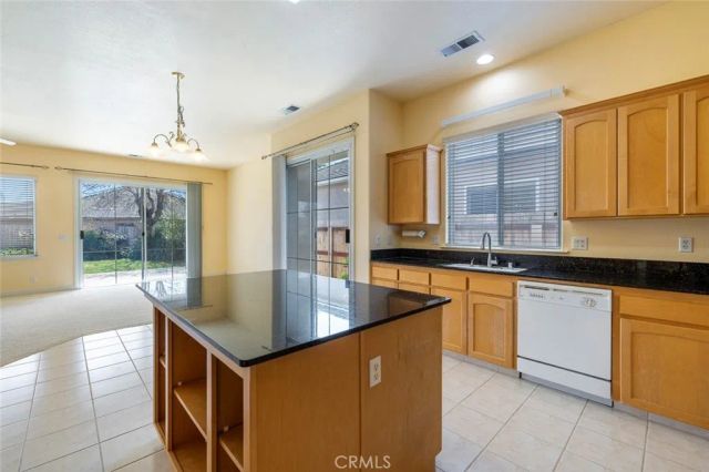 9680 N Willey Court, Fresno, CA 93720