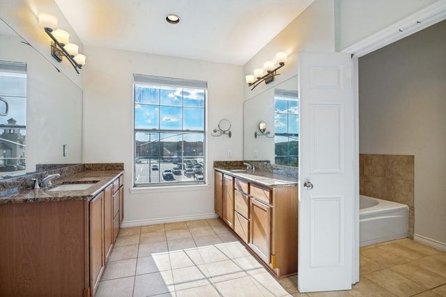 2016 Azure Pointe Drive, Richardson, TX 75080