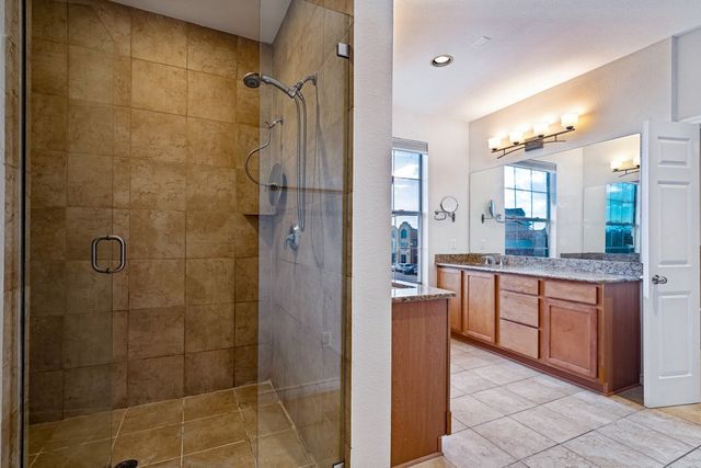 2016 Azure Pointe Drive, Richardson, TX 75080
