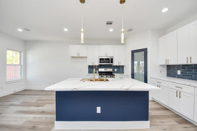 4606 Mallow Street B, Houston, TX 77051